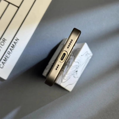 Titanium Shield Pro iPhone Hülle