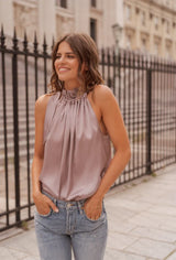 Taupe