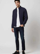 Marineblau